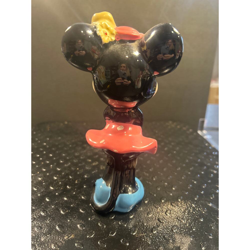 Vintage Walt Disney Production Ceramic Minnie Mouse Figurine - Picture 2 of 4